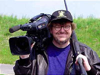 Trailer filmu Fahrenheit 9/11