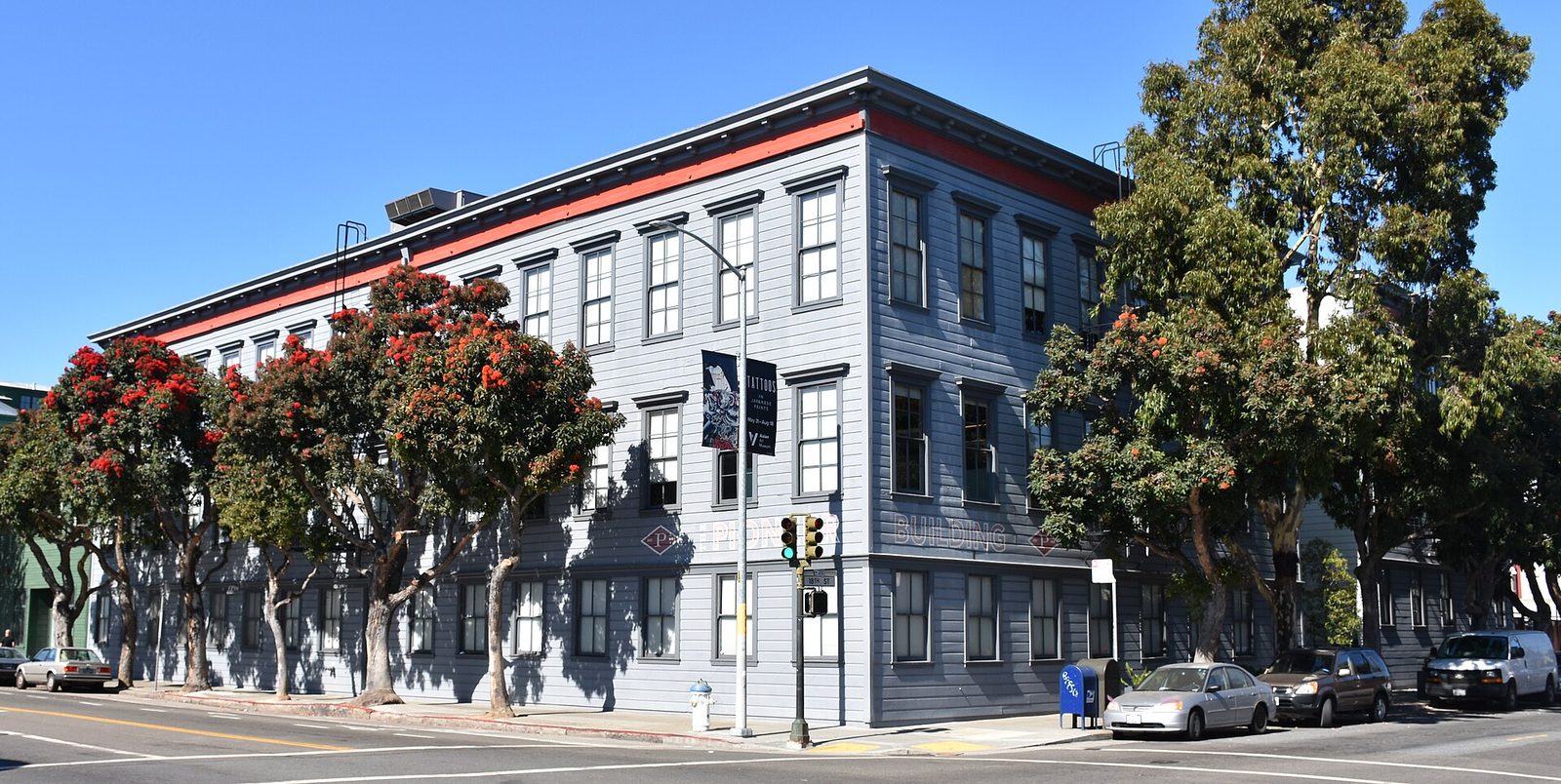 Pioneer Building w San Francisco, w którym mieszczą się biura OpenAI i Neuralinku. Fot. HaeB / Wikimedia Commons, CC BY-SA 4.0